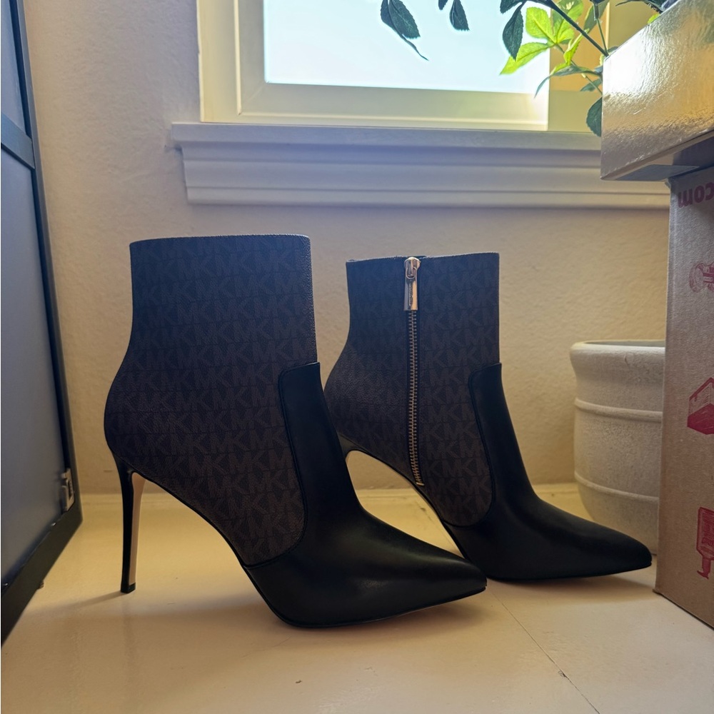 Michael Kors Black and Brown Heeled Boots